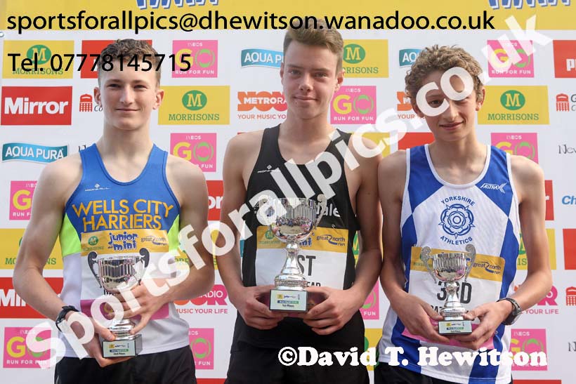 Boys Junior Great North Run. Photo: David T. Hewitson/Sports for All Pics